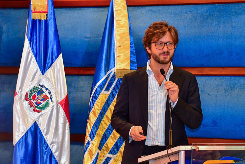 Diego Hidalgo Demeusois insta a hacer un uso más consciente, más proactivo y menos pasivo de la tecnología
