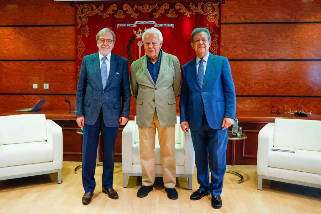 Leonel Fernández en el Diálogo Iberoamericano sobre geopolítica y cooperación regional – Madrid, junio 2026.